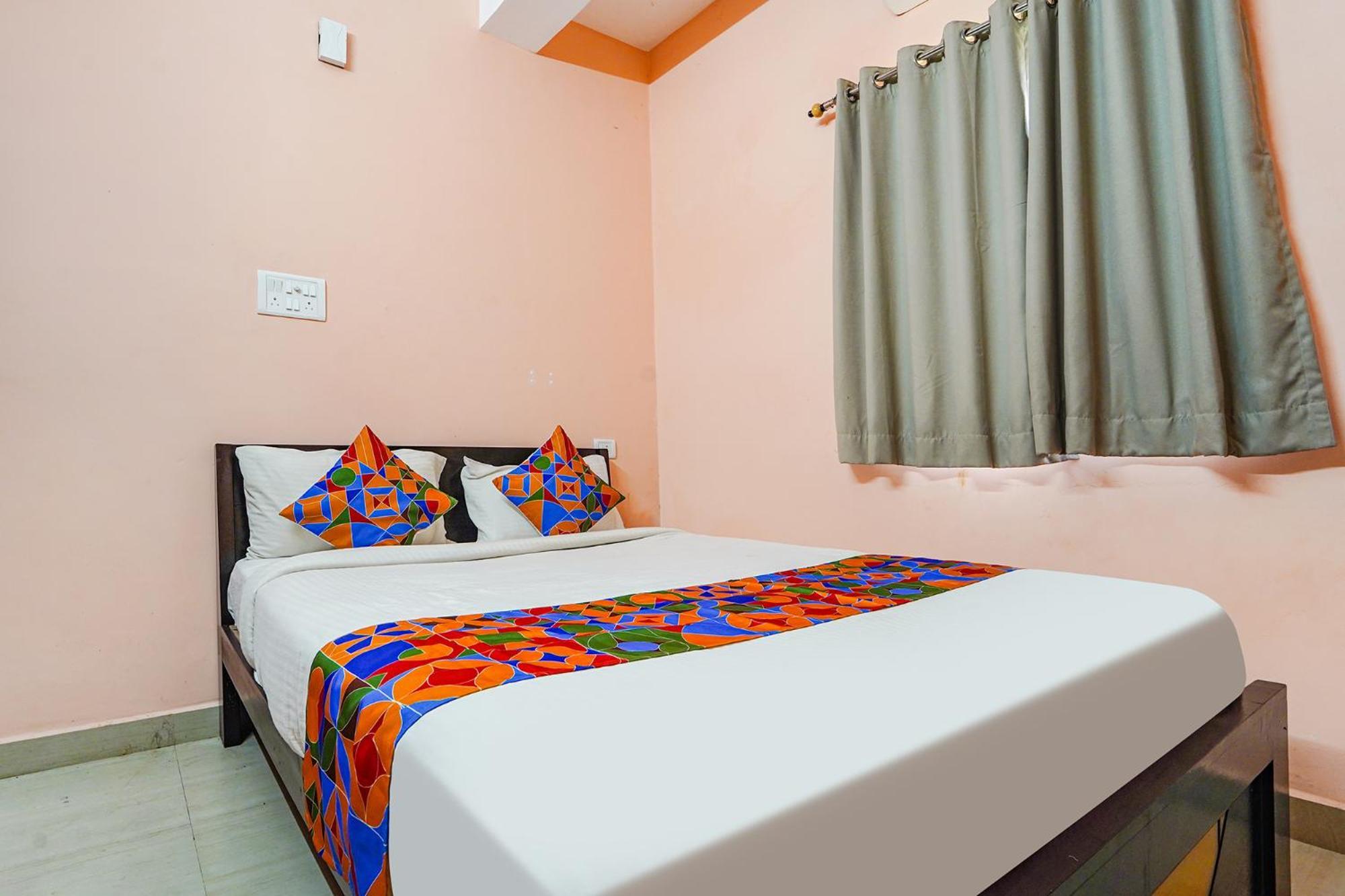 Fabexpress Its South East Residency Hotel Siruseri Ngoại thất bức ảnh