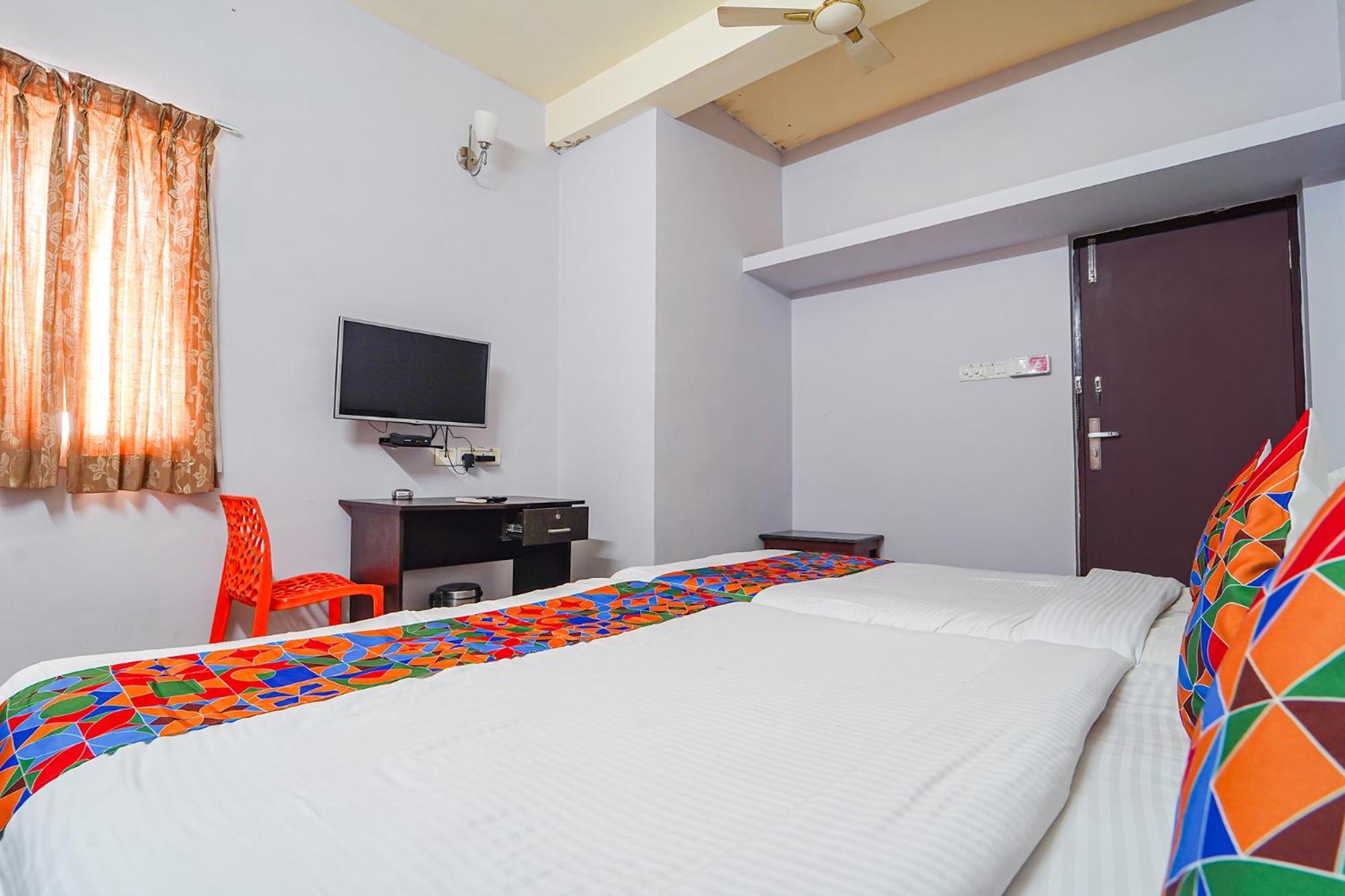 Fabexpress Its South East Residency Hotel Siruseri Ngoại thất bức ảnh